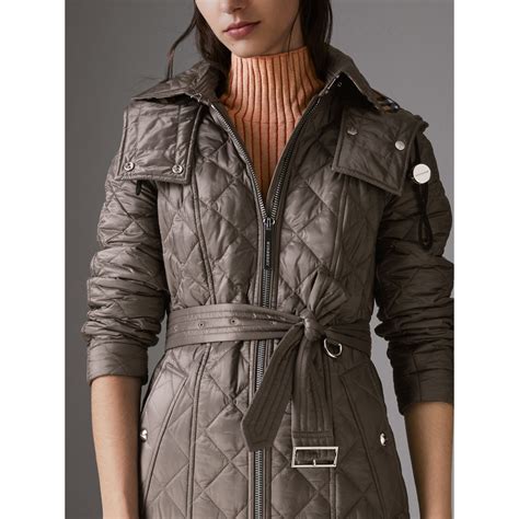 burberry detachable hood lightweight diamond quilted coat|Burberry thermoregulated diamond quilted jacket.